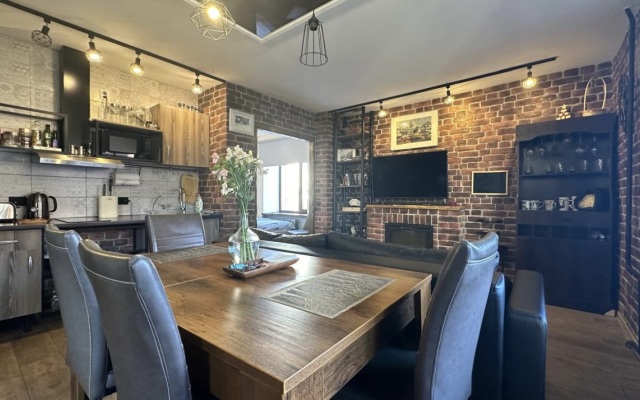 V Tsentre Loft Apartments