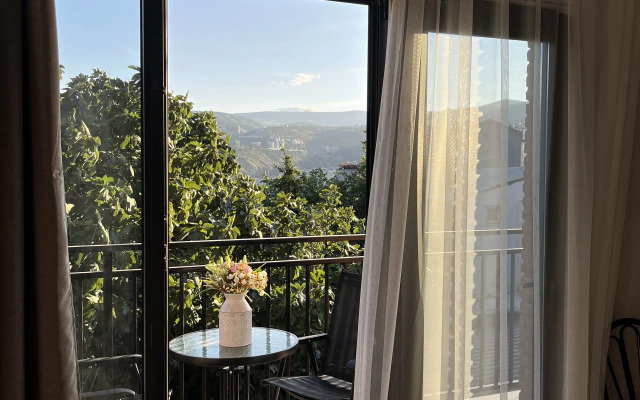 Labu Hotel