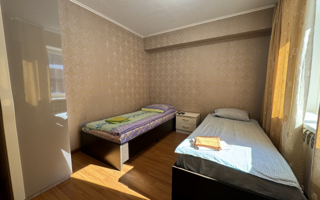 Uyut Flat