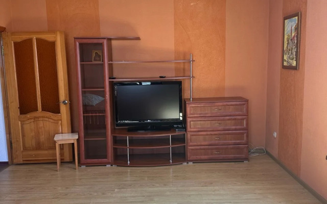 3kh komnatnaya kvartira na Baltiyskoy kose Flat
