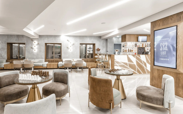 Kamarooms Business Hotel & Spa