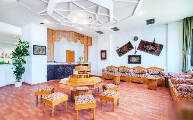 Sunshine Hotel
