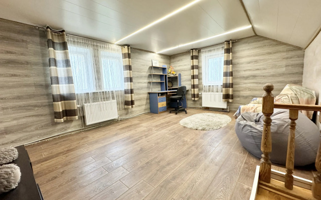 V 14 Km Ot Minska Private House