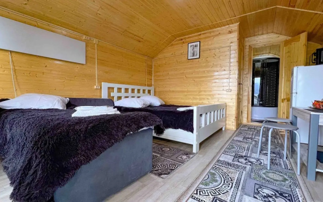 Baza Otdyha Izumrud