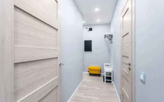 Na Komendantskom Prospekte 64k1 Apartments