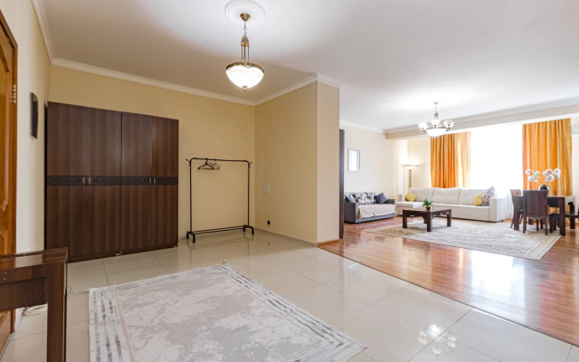 Апартаменты идеальные для большой компании в центре