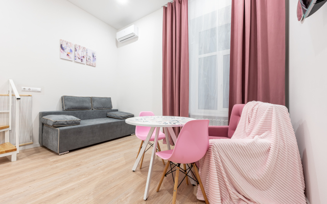 Апартаменты двухуровневые на Коломенской