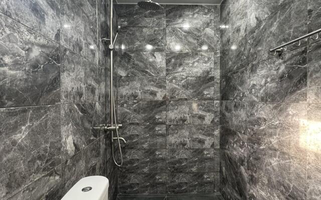 Oasis Apartment Hotel