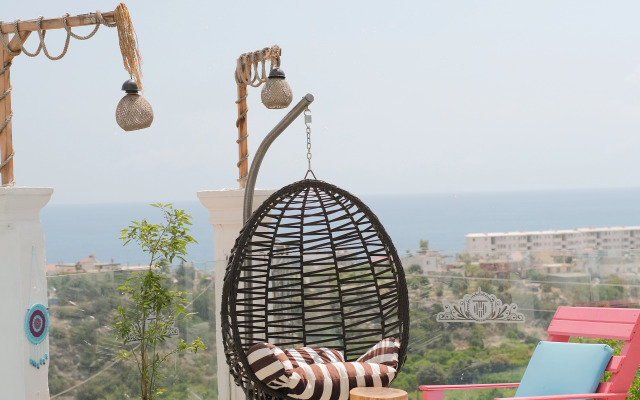 Hotel TEK HAN KUMKUYU