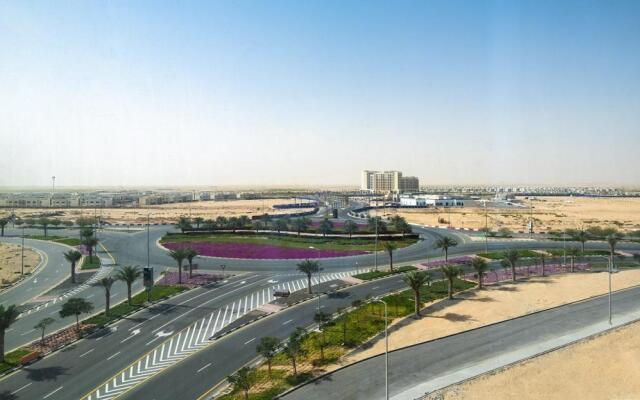 Holiday Inn Dubai al-Maktoum Airport, an IHG Hotel