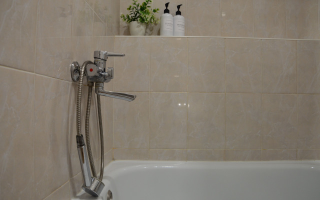 Апартаменты с сезонным бассейном на закрытой территории