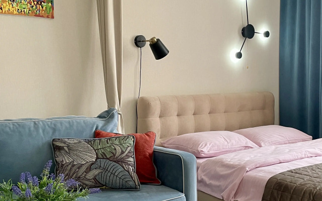 Квартира с качелями у моря