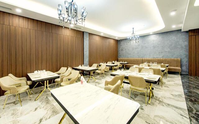 Mirotel Hotel