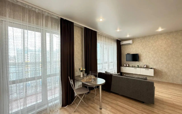 Novaya Studiya Ryadom S Akvaparkom Flat