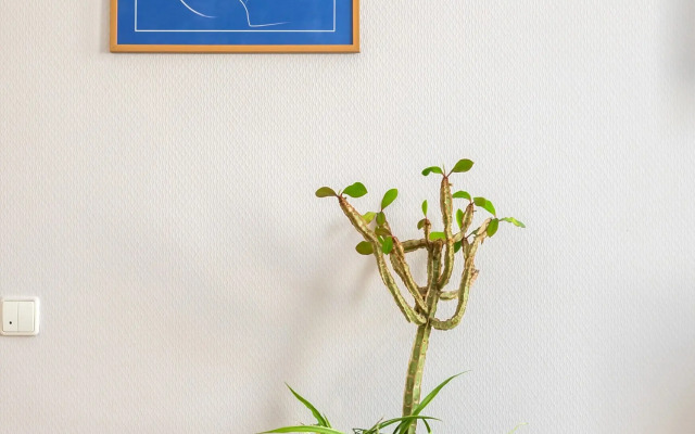 U Tavricheskogo Sada Flat