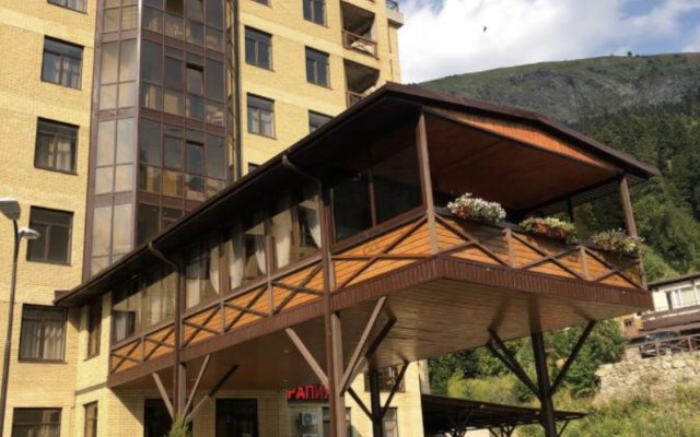 Апартаменты Вершина 204