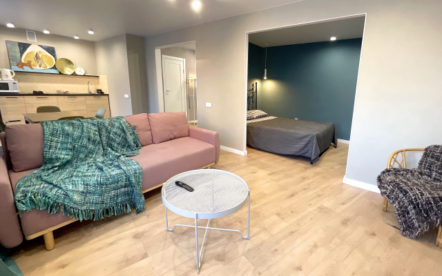 Апартаменты Стильная студия у метро на Чистопольской