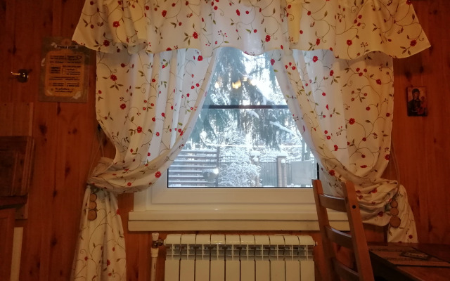 Гостевой дом Гостевой домик "Бунгало"