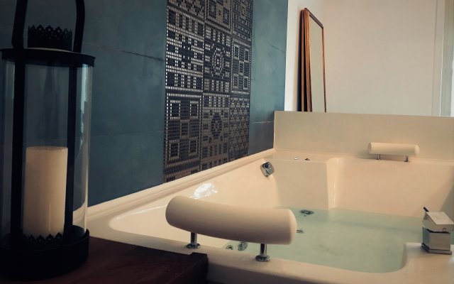 Апартаменты Villa Borghese Hydromassage Suite