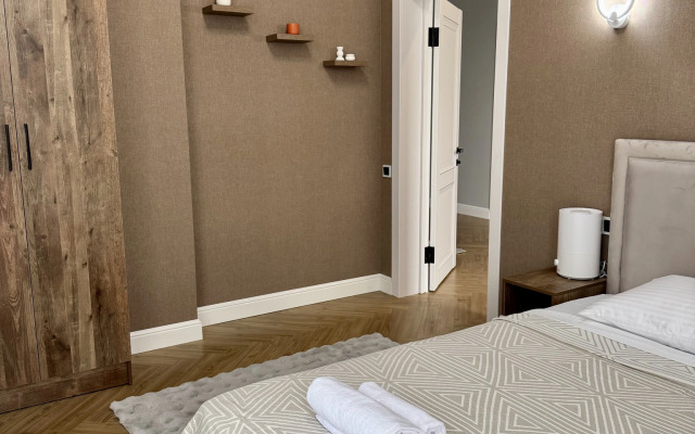 Частный дом Family House №1