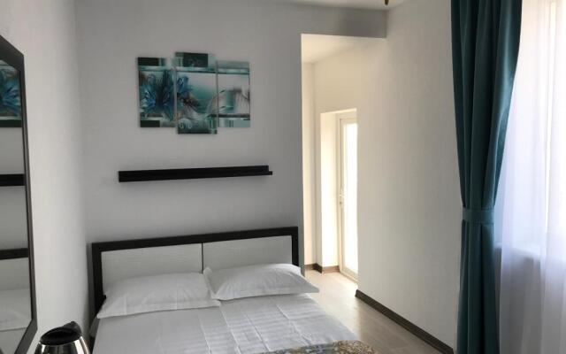 Гостевой Дом Ривьера на Парусе