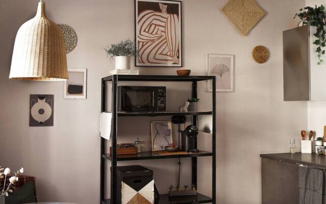 Апартаменты на Вознесенском проспекте рядом с Никольским собором.