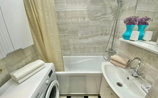 Goldapart Na Chertanovskoy Flat