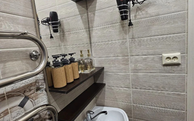 U Ozera Bannoye Na Rodine Flat