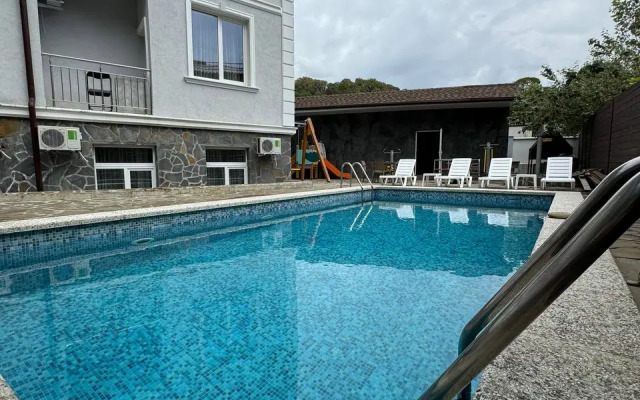 Апартаменты Студия в Отеле Клевер