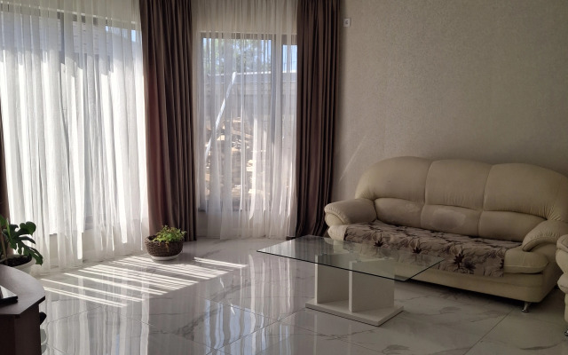 Dom Pod Klyuch Tsandripsh Tsentr Private House