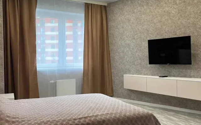 Na Ulitse Voinov-Internatsionalistov 14a Apartments