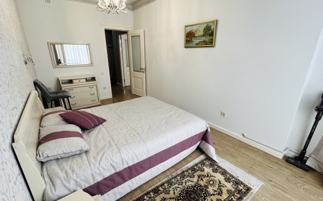 Tour Hous U Morya Tour House