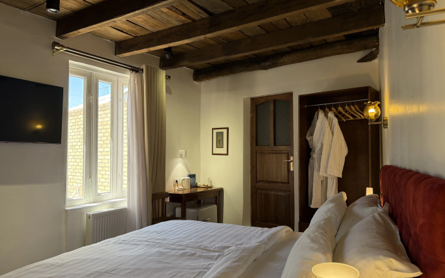 Usman Heritage Mini-hotel
