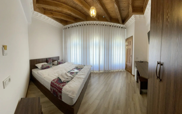 Mahbubakhon Guest House