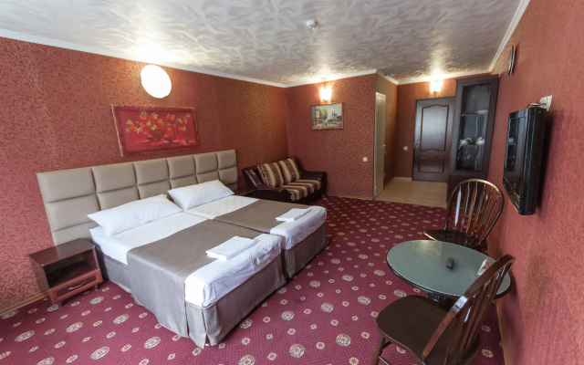 Nautilus Mini-Hotel