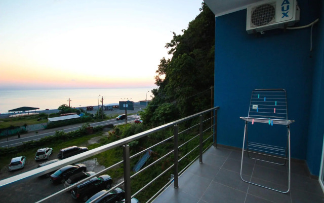 Guesthouse 99, Guest House