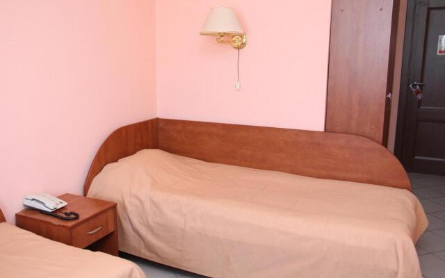 Отель Надеждинский