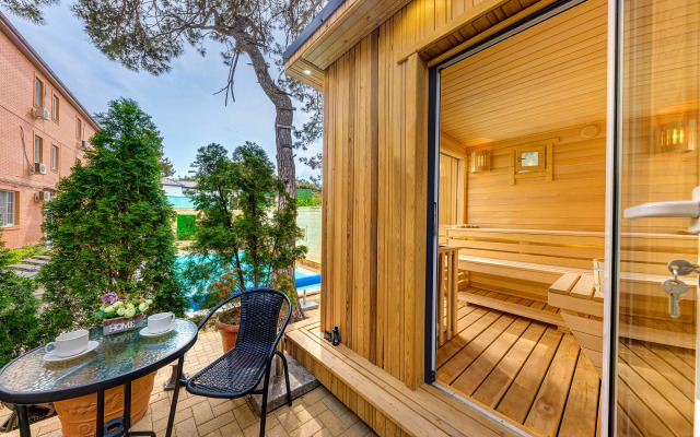 Yana Guest House