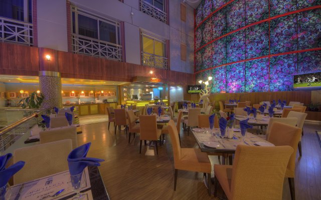 Отель Fortune Grand Hotel Deira Dubai 4*