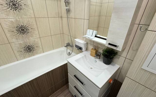 15 etazh v 1 Flat