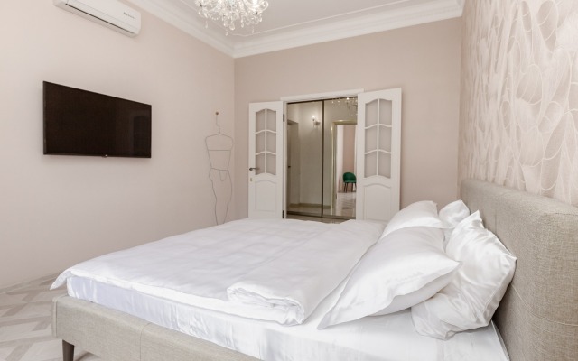 Апартаменты в центре с двумя спальнями