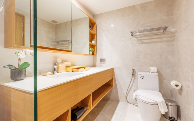 New 2bd Apartments near Beachside Apartments