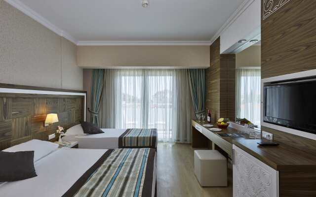 Royal Towers Kiris Hotel