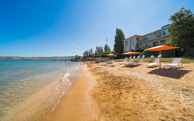 Отель Золотые Пески