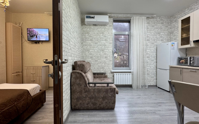 Квартира с отдельной спальней и видом на горы на Березовой 28/1 Я на море