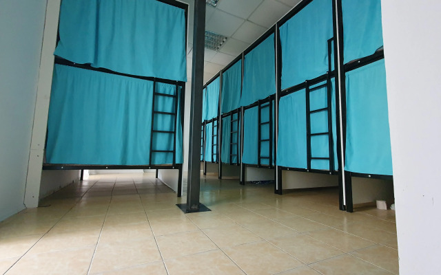 Cape 02 Hostel
