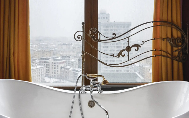 Апартаменты Кварт-Отель, Новый Арбат, 10