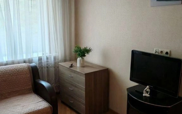 Na Krepostnom Pereulke Flat