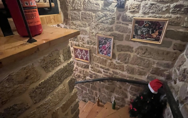 Old Rooms Hotel