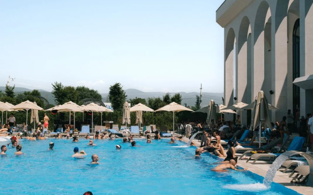 Курортный отель Mosavali